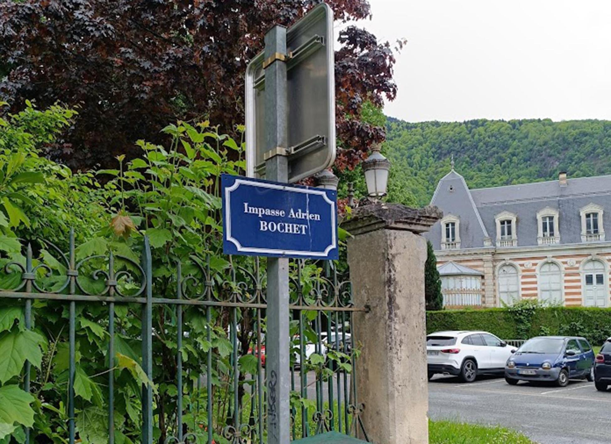 شقة Le Nid De Juliette, T3 Duplex, Parking, Cave Bagnères-de-Luchon المظهر الخارجي الصورة