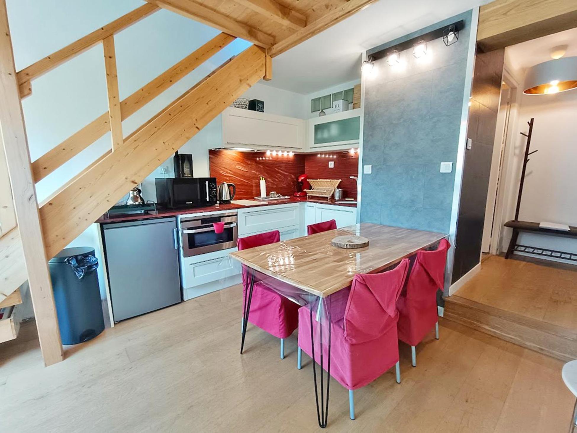 شقة Le Nid De Juliette, T3 Duplex, Parking, Cave Bagnères-de-Luchon المظهر الخارجي الصورة